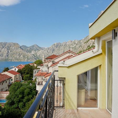 2Montenegro Mimoza Apartments Dobrota Eksteriør bilde
