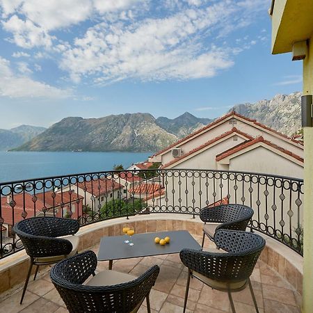 2Montenegro Mimoza Apartments Dobrota Eksteriør bilde