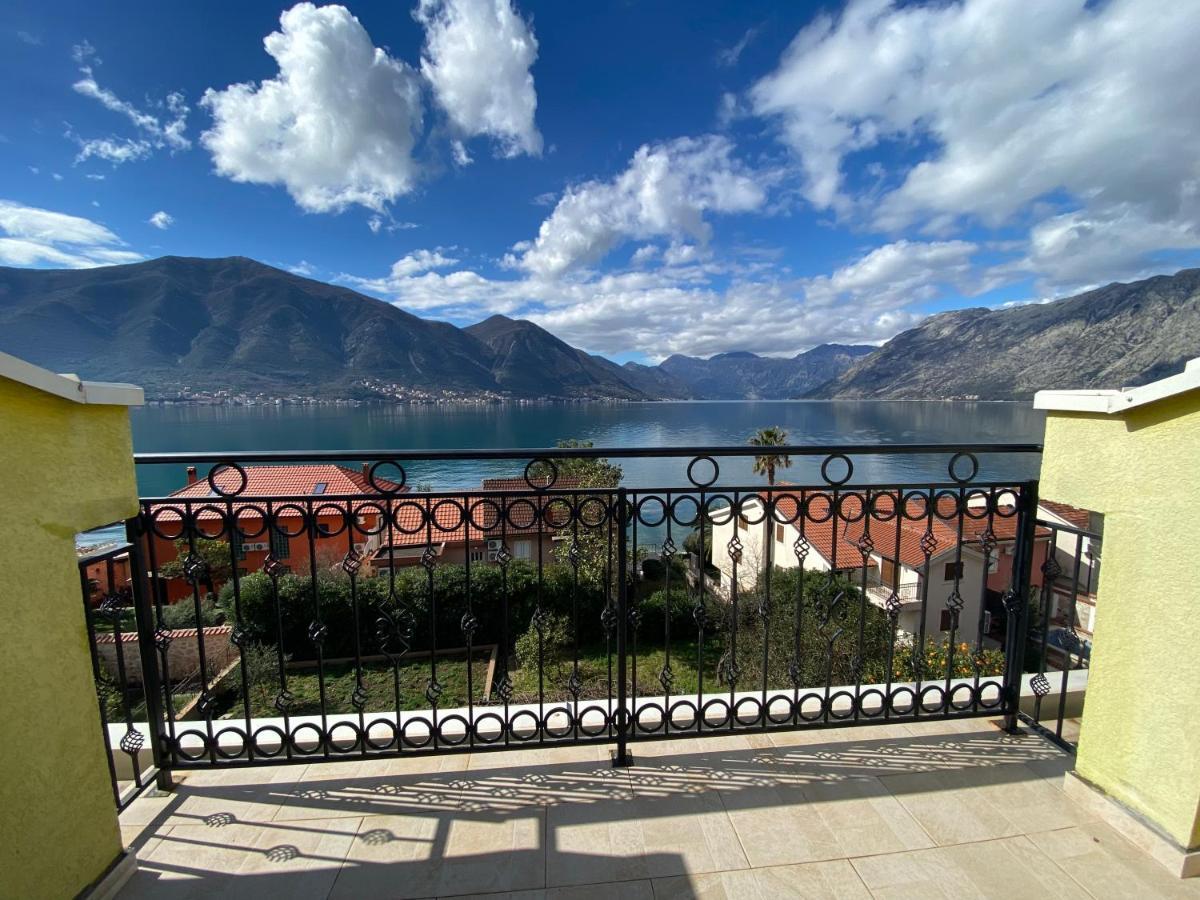2Montenegro Mimoza Apartments Dobrota Eksteriør bilde
